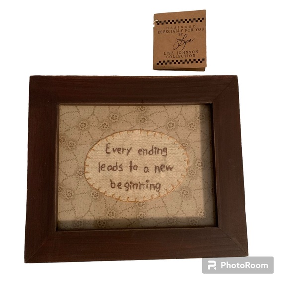 Lisa Johnson Collection Framed Embroidered VTG Inspired Wall Decor Plaque NWT - Picture 5 of 5